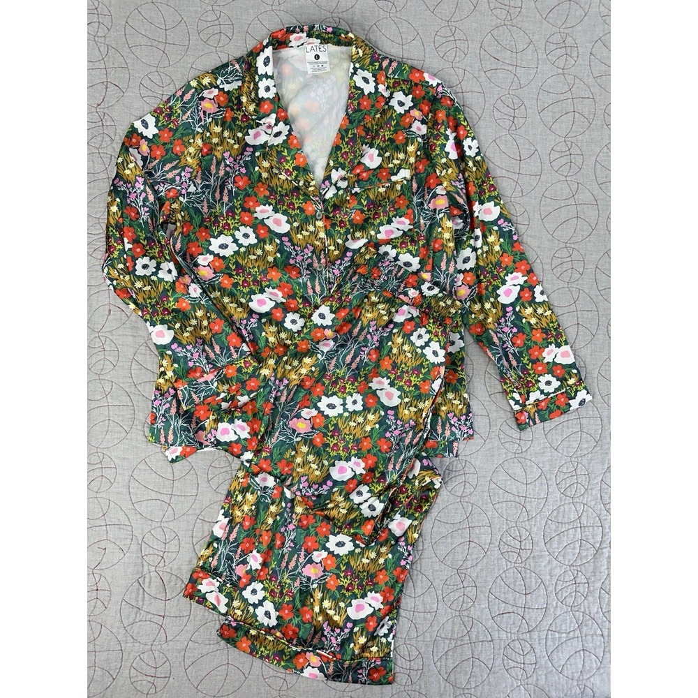 Lates By Kate‎ Satin Floral Long Sleeve Pajama Set / Women's Large